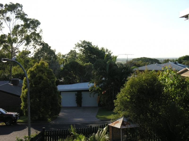 15 Jeffries Street, The Range QLD 4700