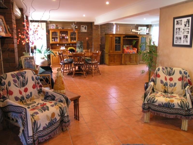 15 Jeffries Street, The Range QLD 4700