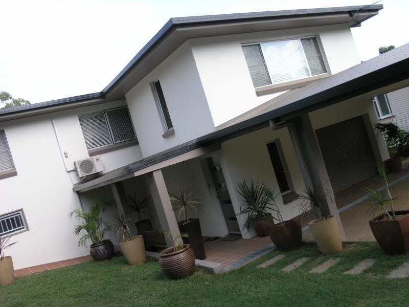 7 Bauhinia Terrace, The Range QLD 4700