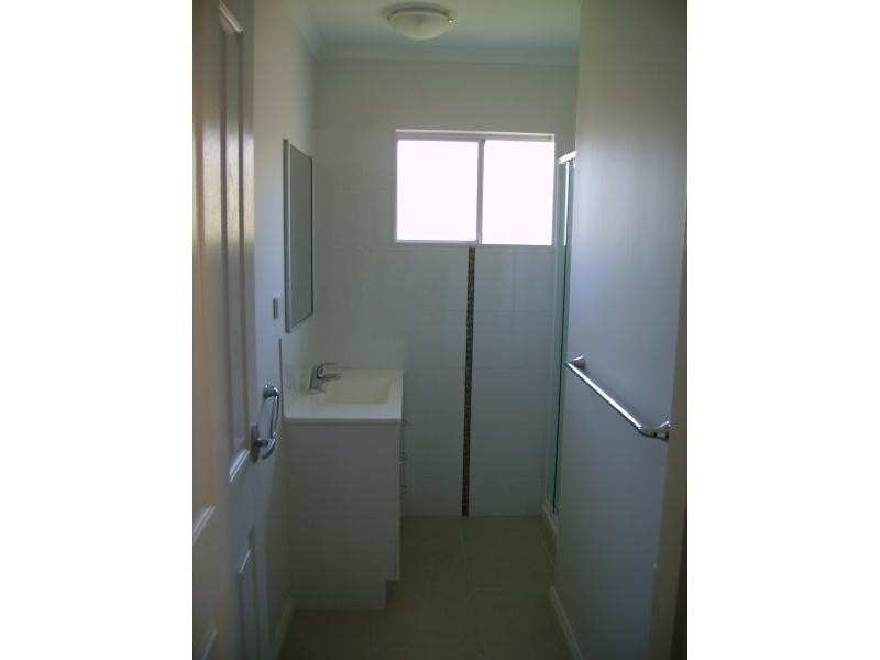 Unit 2/330 Marsh Avenue, Frenchville QLD 4701