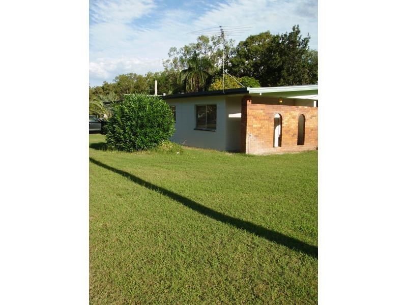 Unit 2/330 Marsh Avenue, Frenchville QLD 4701
