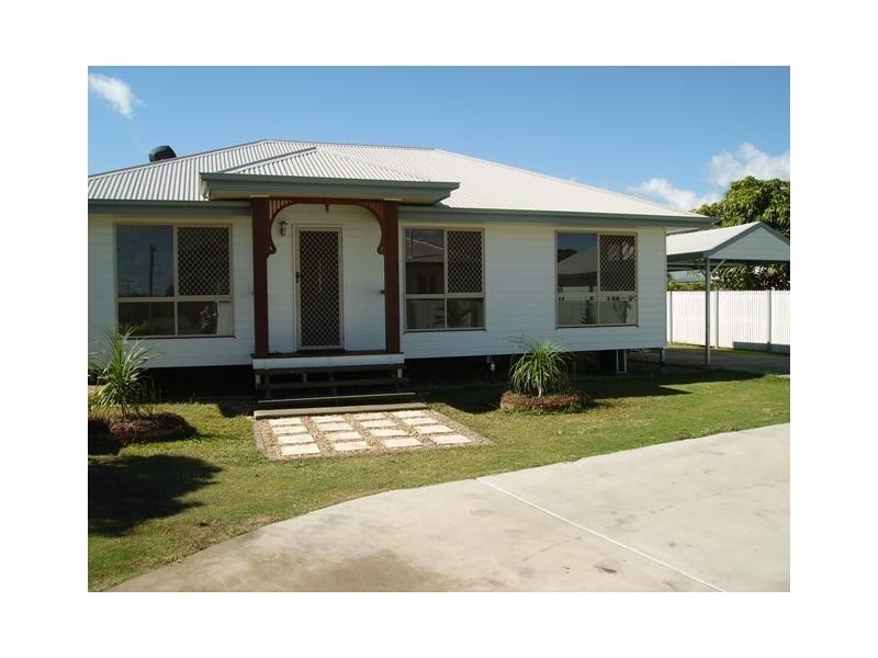 2/85 Western Street, West Rockhampton QLD 4700