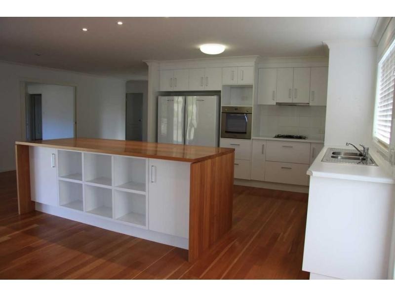 24 Kristie Drive, Rockyview QLD 4701