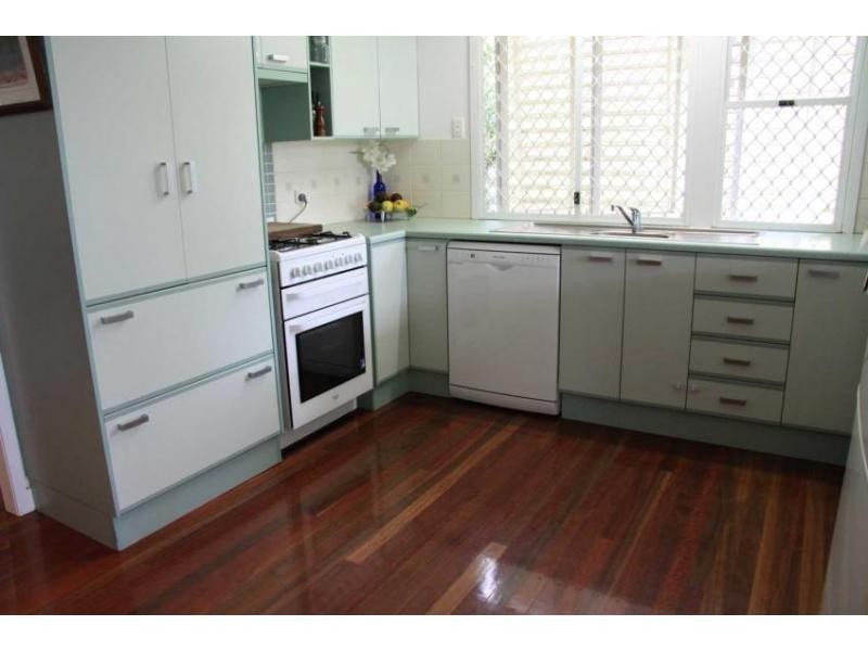 31 Pearson Street, West Rockhampton QLD 4700