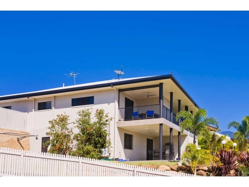 4 Connemara Drive, Kawana QLD 4701