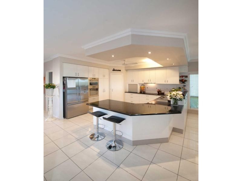 4 Connemara Drive, Kawana QLD 4701