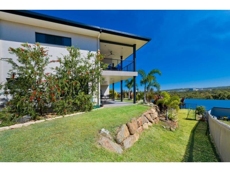 4 Connemara Drive, Kawana QLD 4701