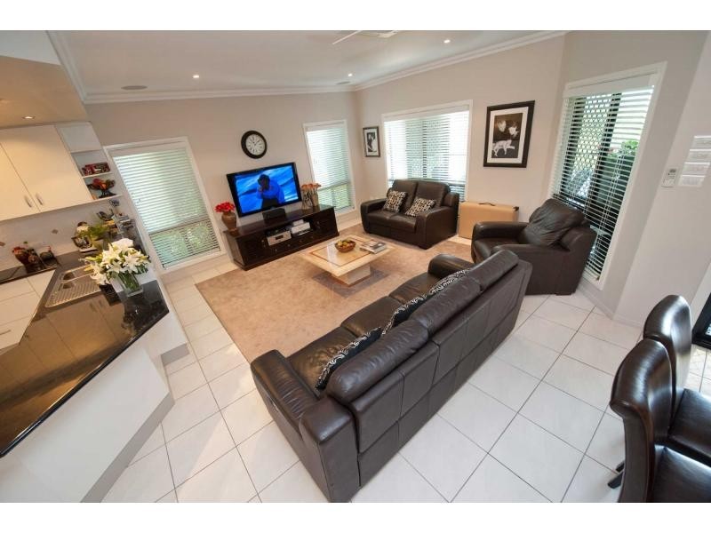4 Connemara Drive, Kawana QLD 4701