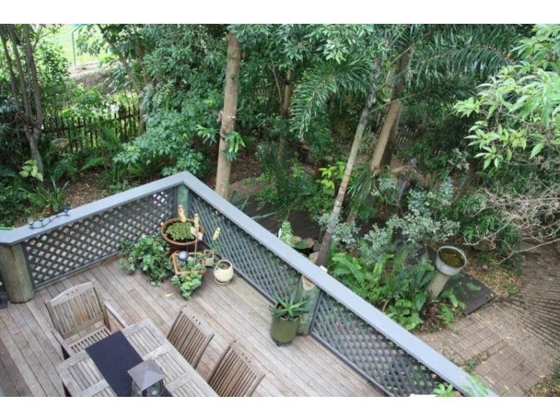 2 Mansfield Street, Wandal QLD 4700