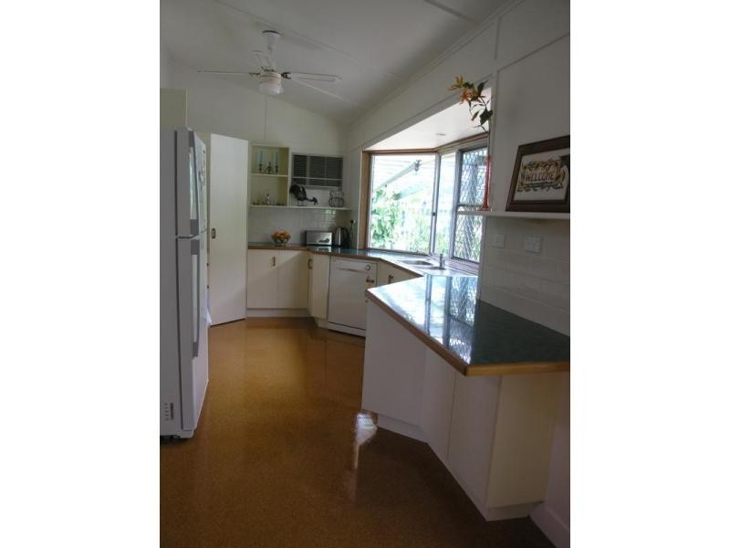 296 Denham Street, The Range QLD 4700