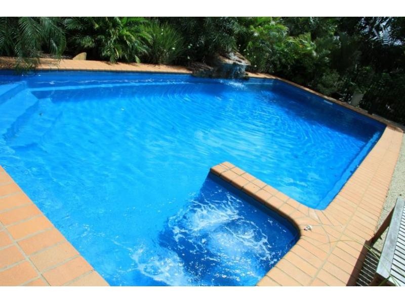 10 Jeffries Street, The Range QLD 4700