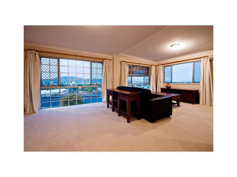 126 Quarry Street, The Range QLD 4700