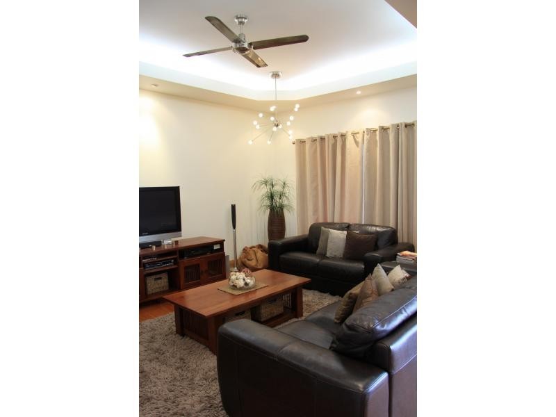 11 Corberry Street, The Range QLD 4700