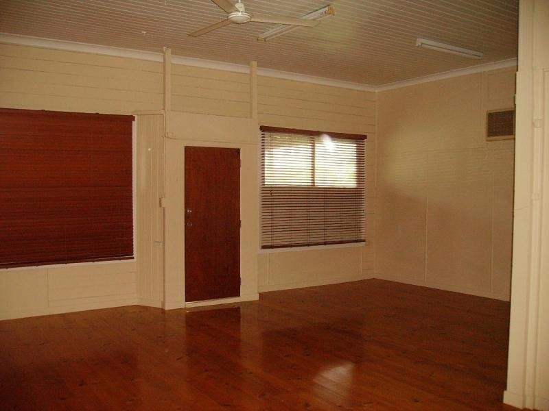 211 upper dawson Road, Allenstown QLD 4700