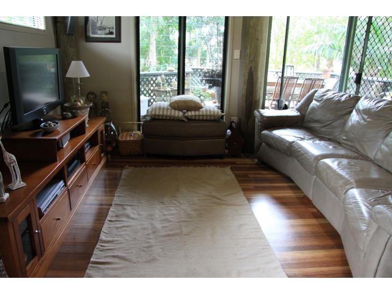 2 Mansfield Street, Wandal QLD 4700