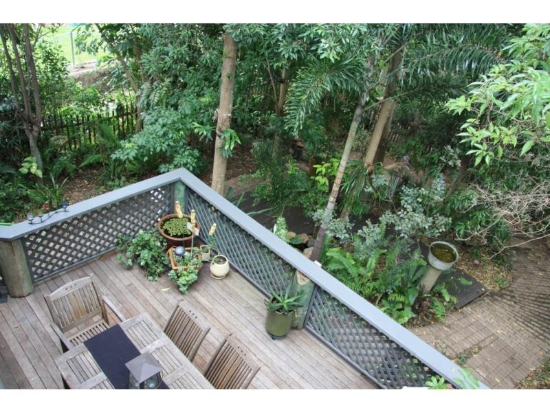 2 Mansfield Street, Wandal QLD 4700
