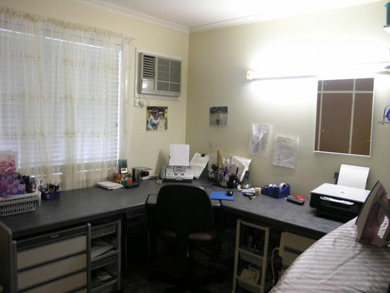 70 Menzies Street, Park Avenue QLD 4701