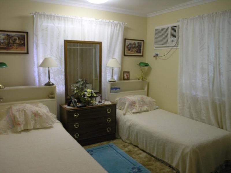 70 Menzies Street, Park Avenue QLD 4701