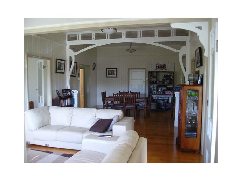 276 Denham , The Range, The Range QLD 4700