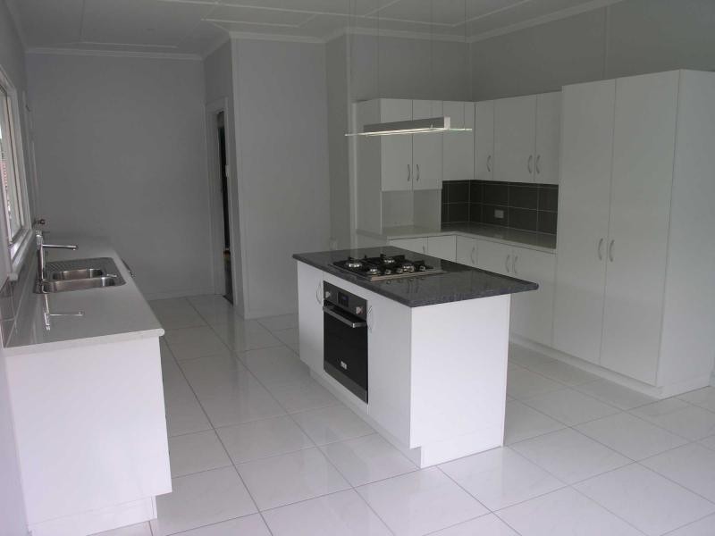 15 Oakley Street, Wandal QLD 4700