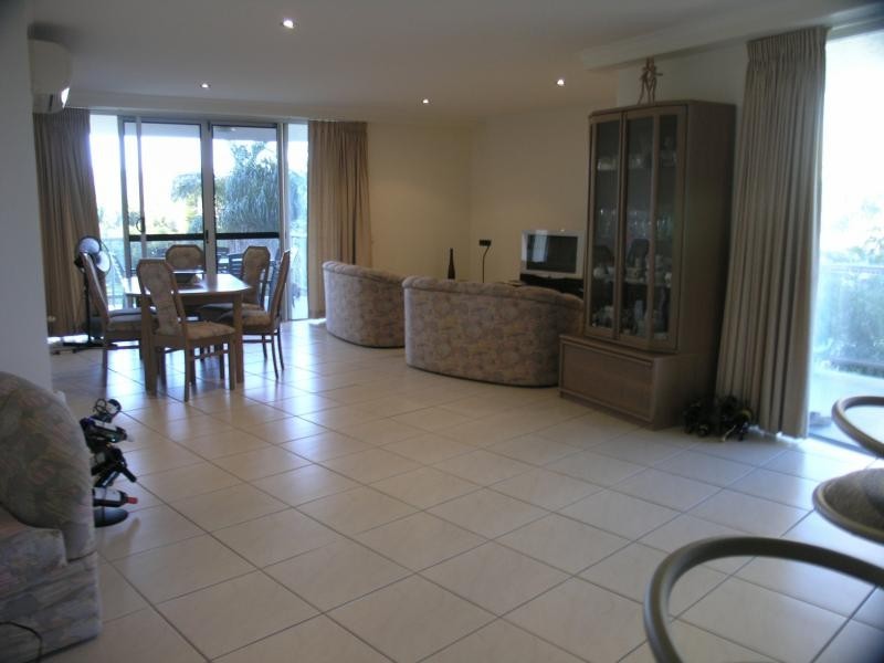 204/6 Victoria Parade, Rockhampton, Rockhampton QLD 4700