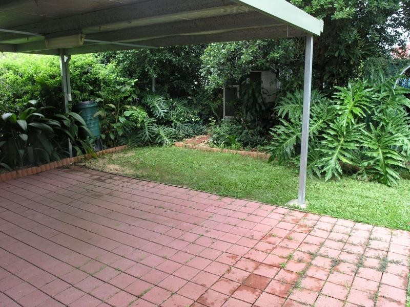 12 Thackeray Street, Park Avenue QLD 4701