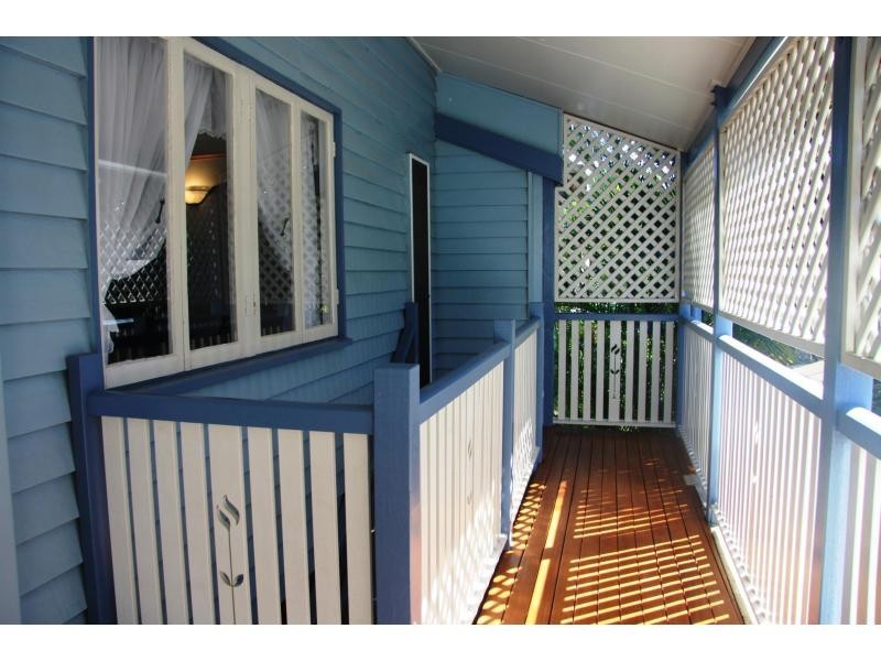 11 Bellevue Terrace, The Range QLD 4700