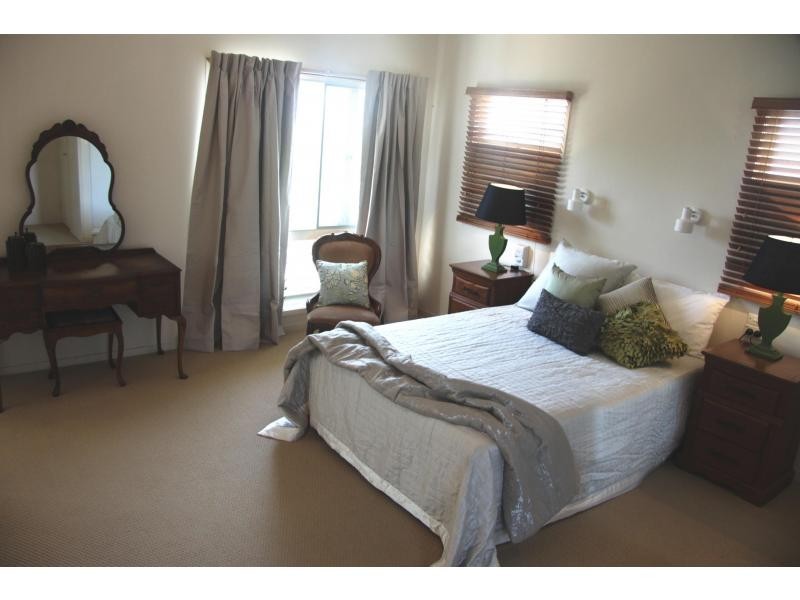 7 Bellevue Terrace, The Range QLD 4700