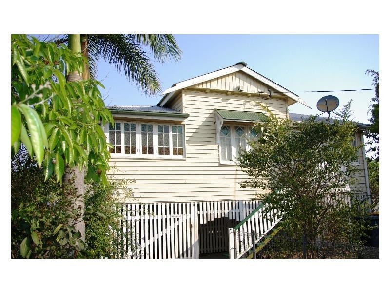 3 Main Street, Park Avenue QLD 4701