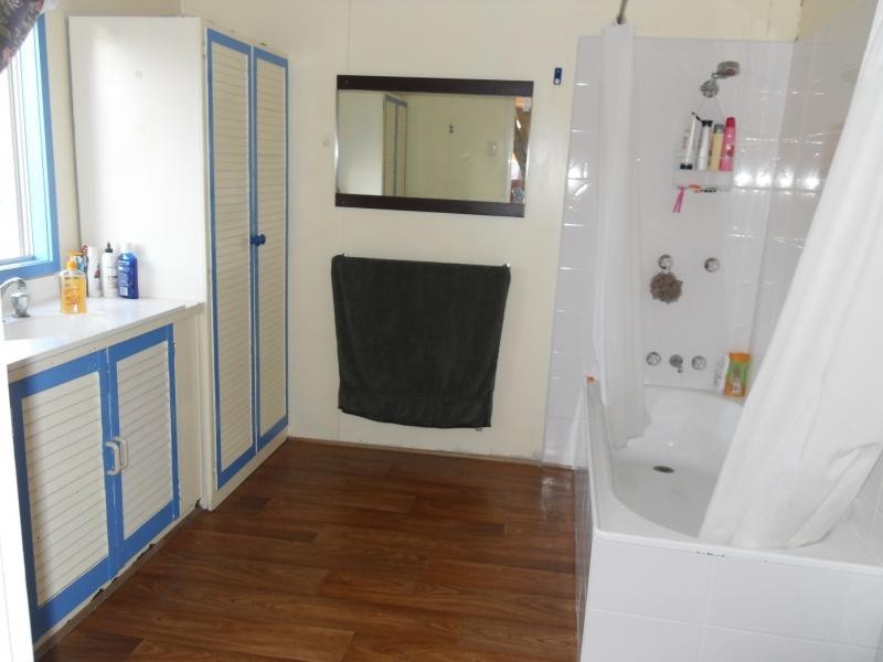 3 Main Street, Park Avenue QLD 4701