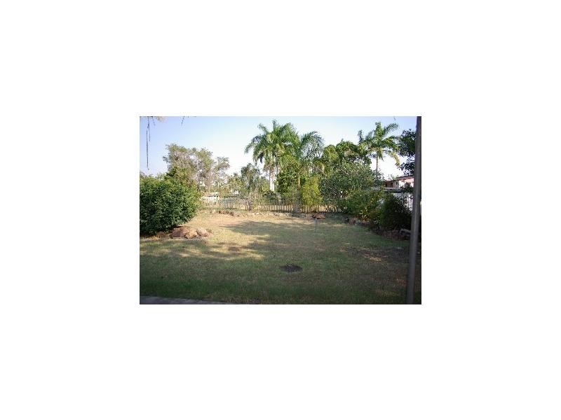 3 Main Street, Park Avenue QLD 4701