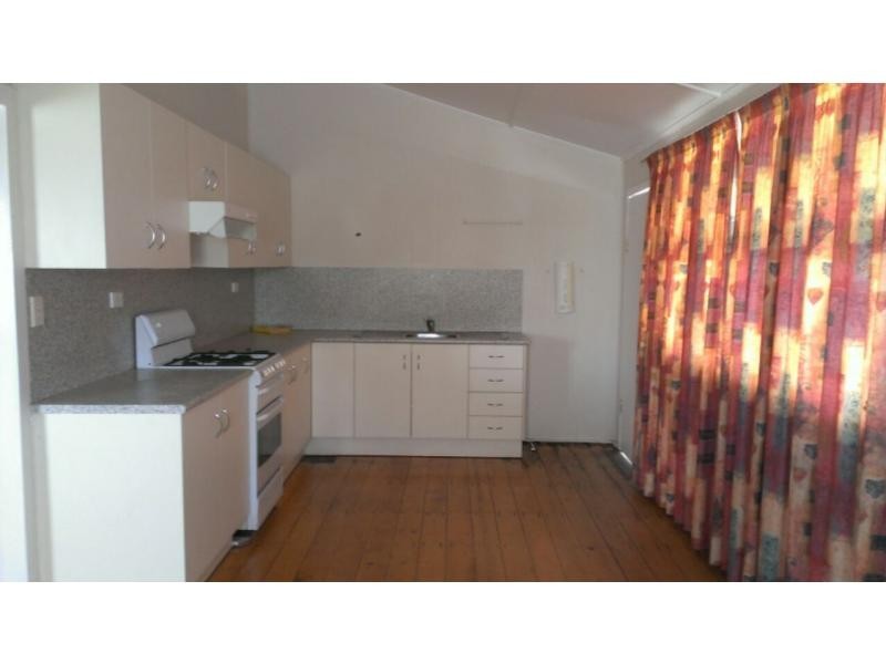 3 Main Street, Park Avenue QLD 4701