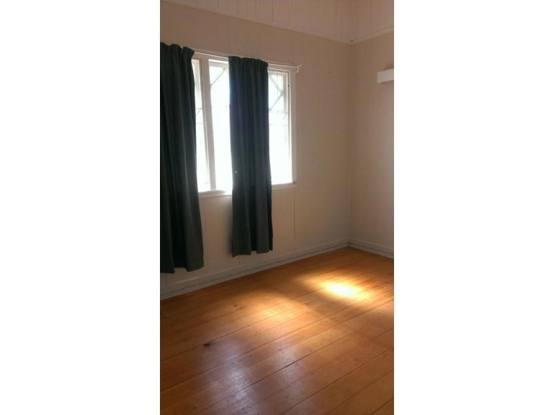 3 Main Street, Park Avenue QLD 4701