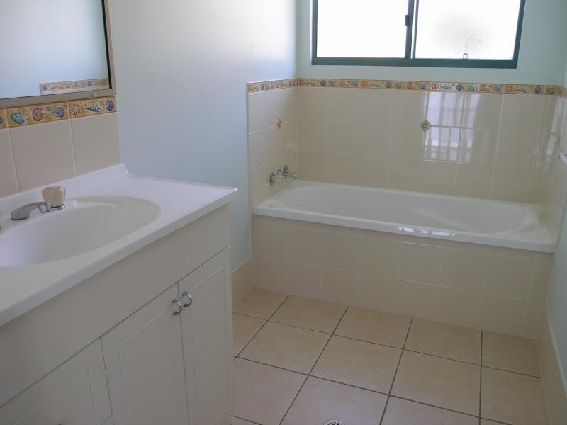 30 Alexander Street, Zilzie QLD 4710