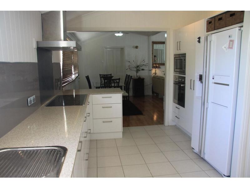 182 Agnes Street, The Range QLD 4700