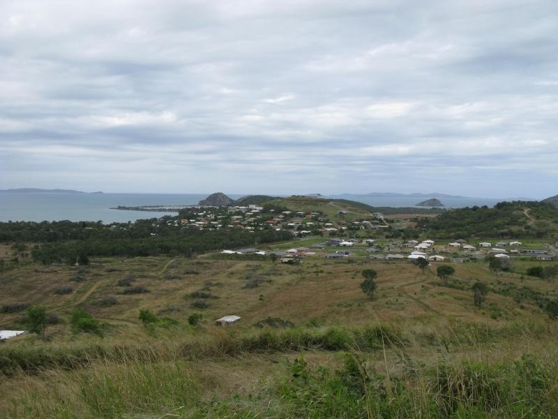 . LIVINGSTONE HILLS ., Yeppoon QLD 4703