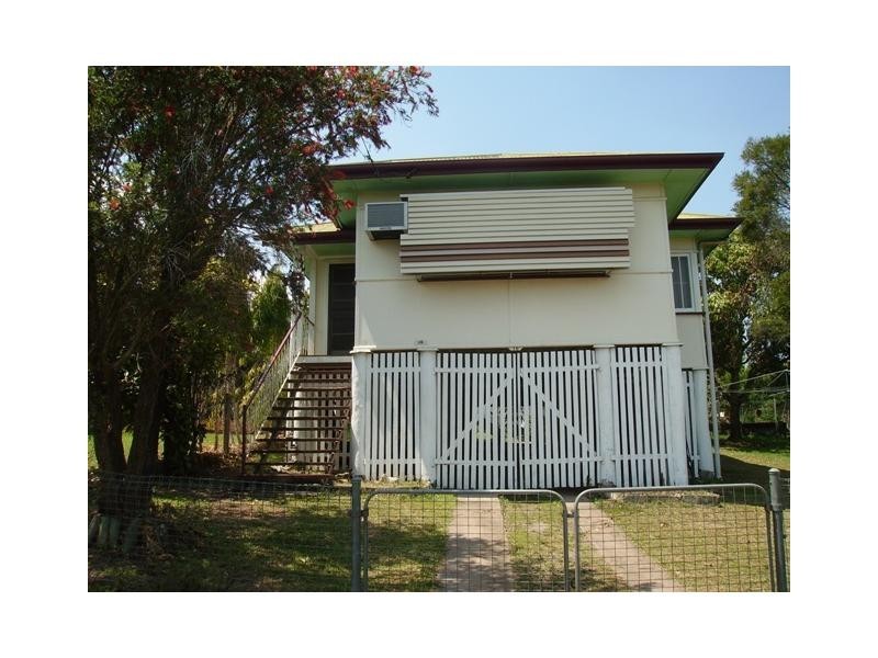 18 Charlotte Street, Wandal QLD 4700