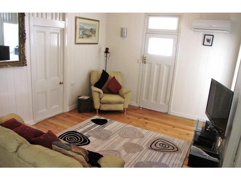 182 Agnes Street, The Range QLD 4700