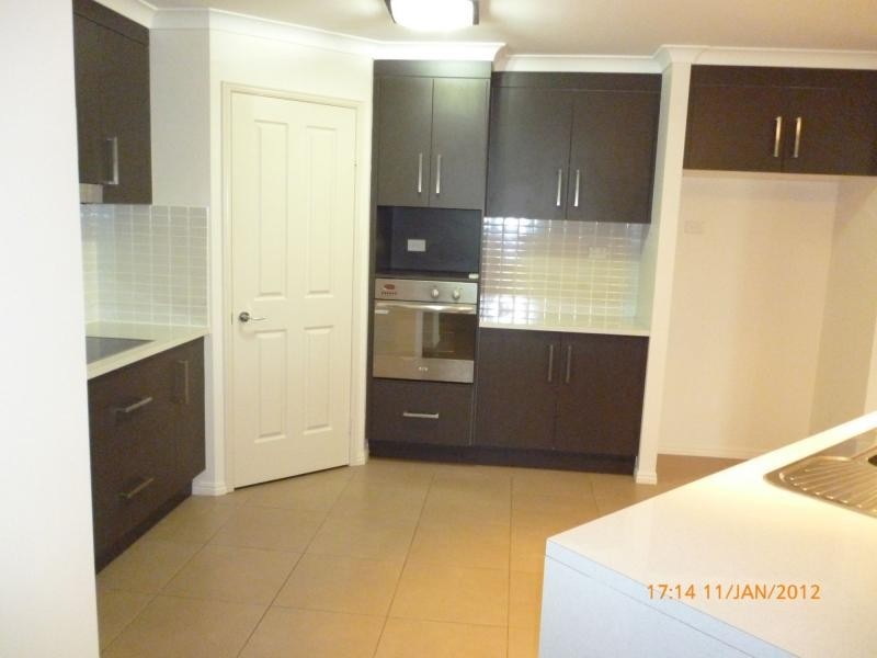 3 Mamalis Street, Gracemere QLD 4702