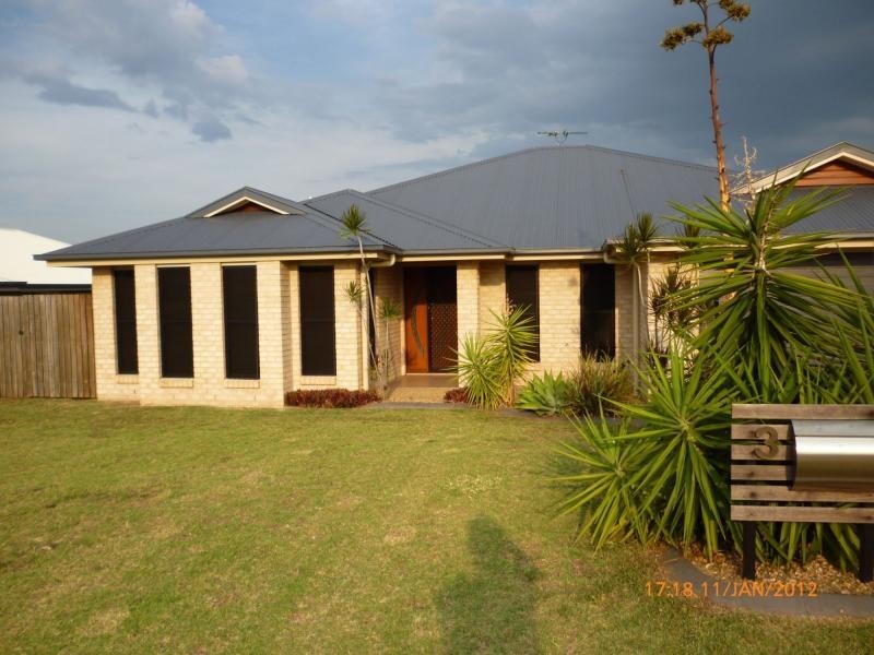 3 Mamalis Street, Gracemere QLD 4702