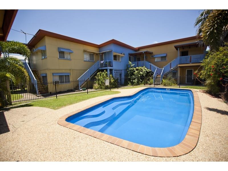 77 West Street, The Range QLD 4700