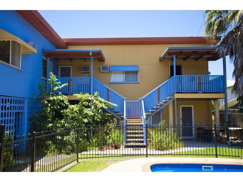 77 West Street, The Range QLD 4700