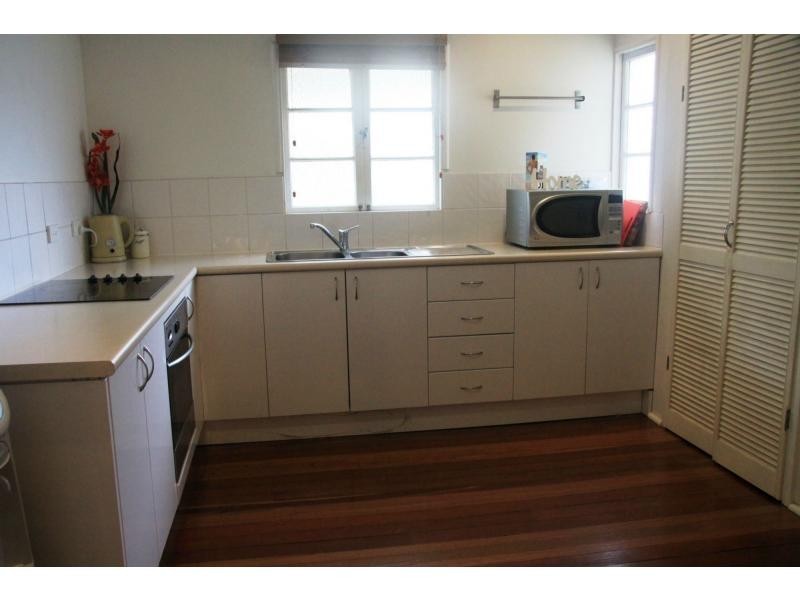 151 Earl Street, Berserker QLD 4701