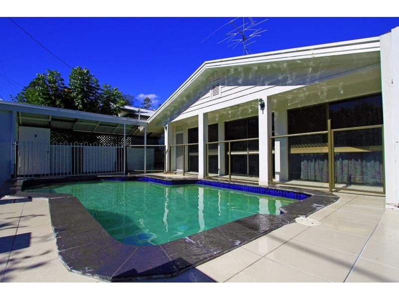 9 Livermore Street, Wandal QLD 4700