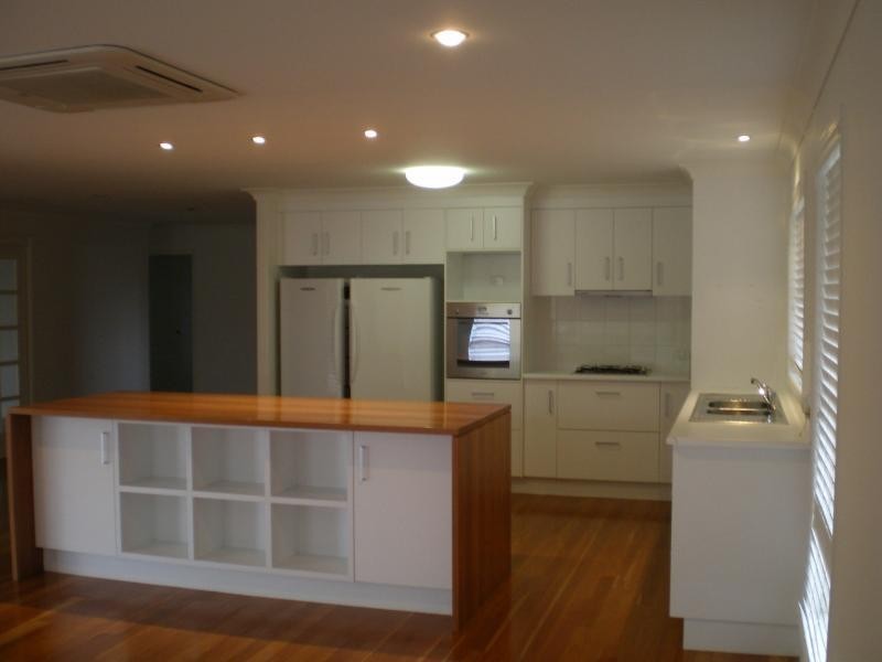 24 Kristie Drive, Rockyview QLD 4701