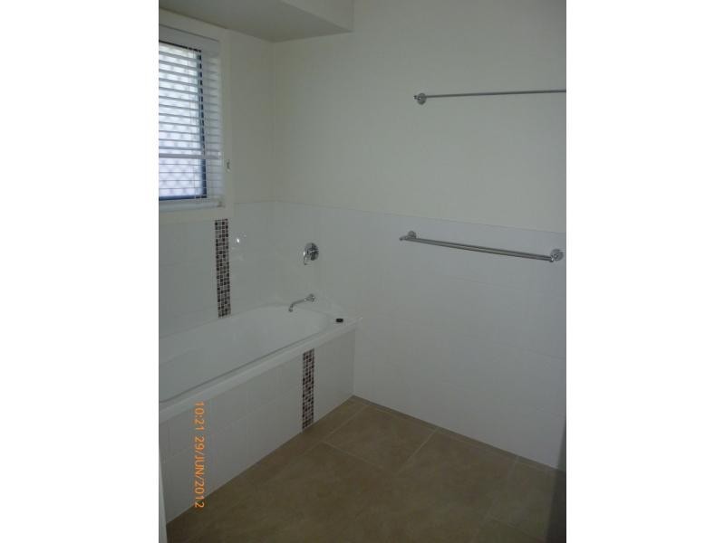 90 Eton Street, West Rockhampton QLD 4700