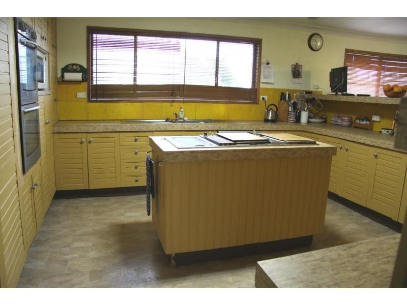 3902 Theodore-Baralaba Road, Moura QLD 4718