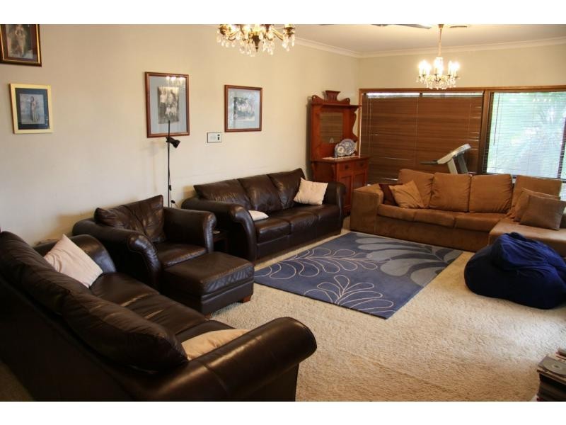 3902 Theodore-Baralaba Road, Moura QLD 4718