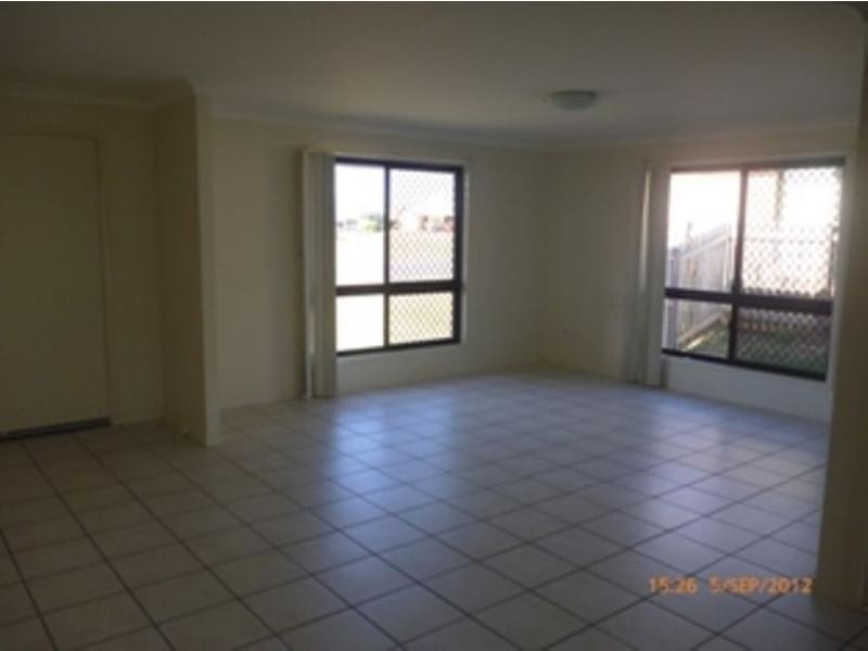 37 Seonaid Place, Gracemere QLD 4702