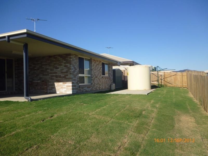 17 Jamieson Street, Gracemere QLD 4702